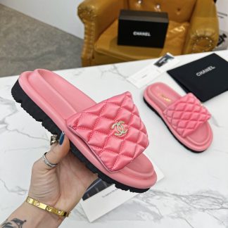 Chanel spring and summer embroidered diamond-shaped platform pink sandals
