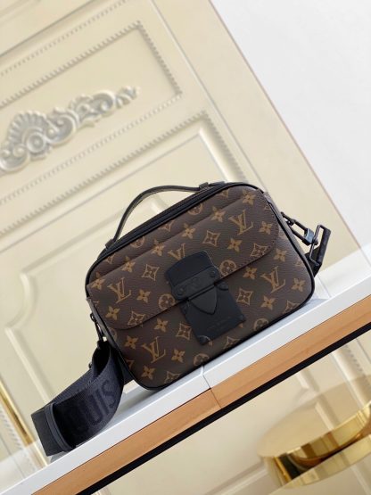 Louis Vuitton S Lock Messenger Bag