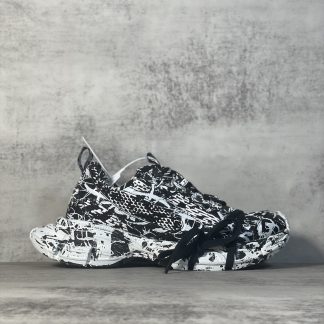 Balenciaga trendy retro dad shoes