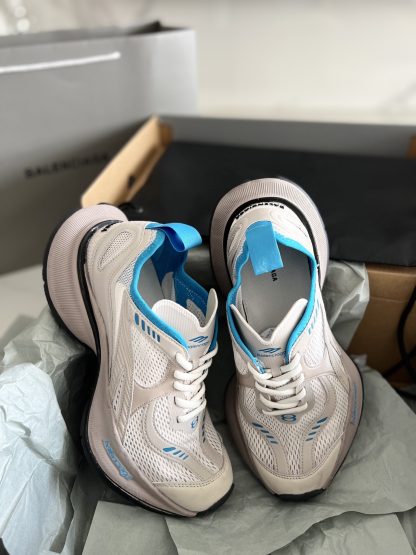 Balenciaga fashionable lightweight breathable running shoes