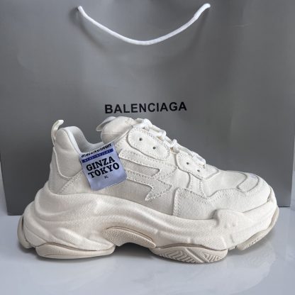 Balenciaga fashionable and versatile trendy sneakers