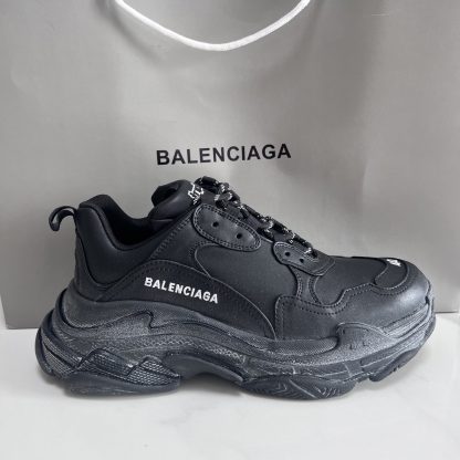 Balenciaga fashionable and versatile couple's shoes