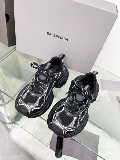 Balenciaga Fashionable Casual Sneakers