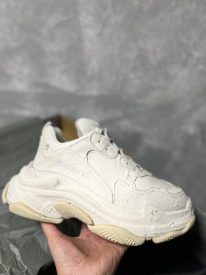Balenciaga Fashion Canvas Dad Shoes