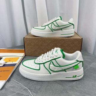 Louis Vuitton couple's co-branded sports shoes