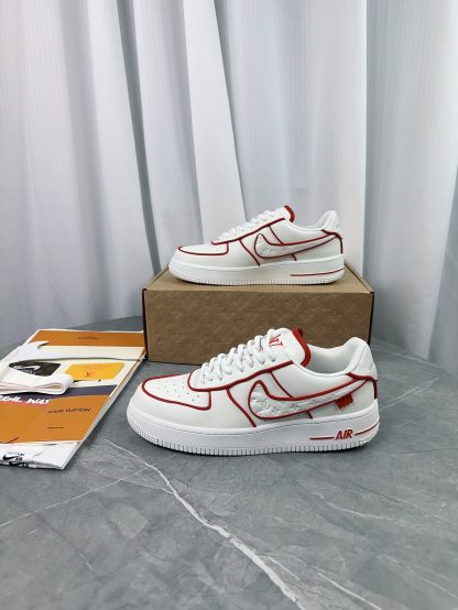 Louis Vuitton couple's co-branded sports shoes