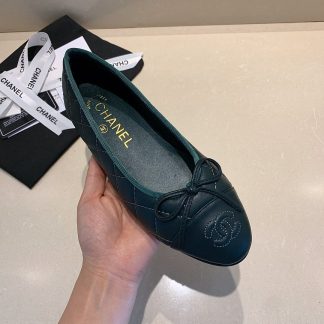 Chanel fashion item dark green elegant and exquisite ballet shoes
