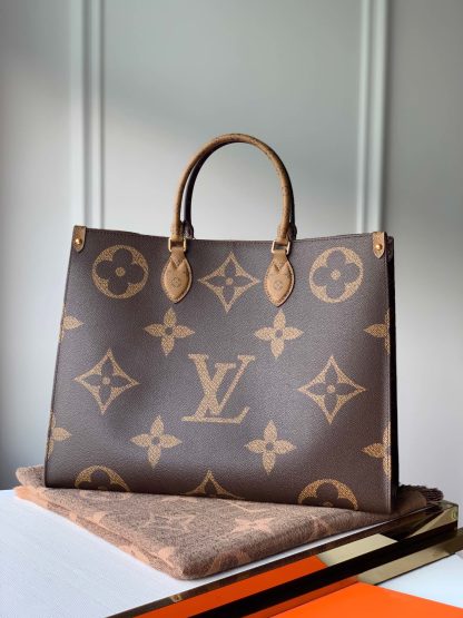 Louis Vuitton ONTHEGO Handbag