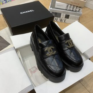 Chanel autumn and winter new black small round toe shoes heel height 4.5cm