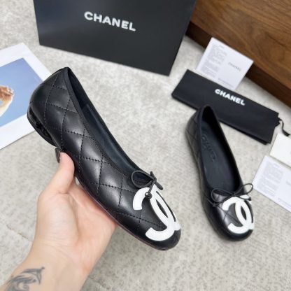 Chanel Spring and Summer Dancing Shoes Series Small Round Toe Slimming Flat Shoes
