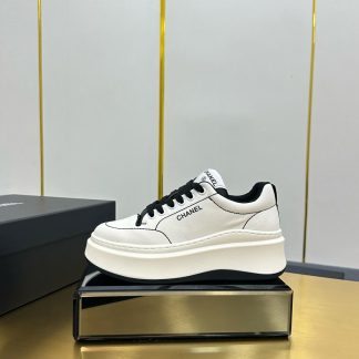 Chanel white and black casual versatile sports shoes