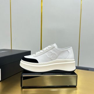 Chanel white with a touch of black casual versatile sports shoes