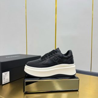 Chanel pure black casual versatile sports shoes