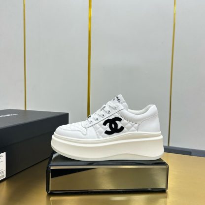 Chanel white with black logo casual versatile sneakers