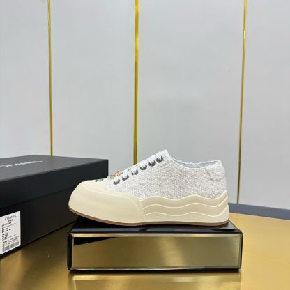 Chanel 2025 biscuit shoes white versatile fashion casual sports shoes