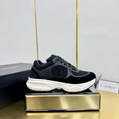 Chanel men's and women's couple's pure black classic sports casual dad shoes