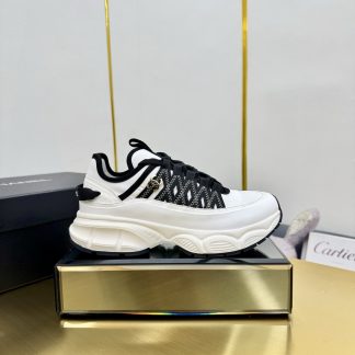 Chanel men's and women's couple's white and black classic sports fashion casual dad shoes