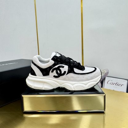 Chanel unisex couple's black and white casual dad shoes