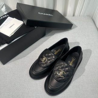 Chanel early spring new black temperament loafers