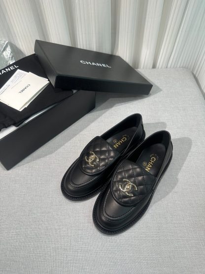 Chanel early spring new black temperament loafers