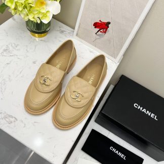 Chanel early spring apricot new temperament loafers