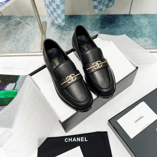 Chanel's new black loafers for early spring, good-looking and comfortable, heel height 2.5cm