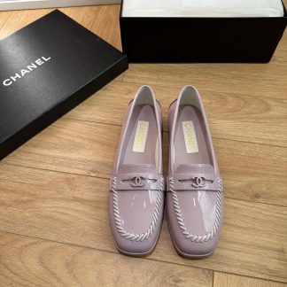 Chanel autumn and winter four seasons retro style small round head purple loafers