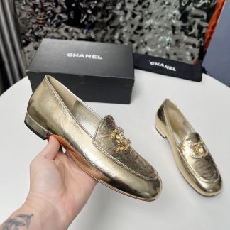 Chanel Early Spring Dance Shoes Series Small Round Toe Slim Gold Loafers