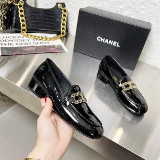 Chanel Early Spring Dance Shoes Series Small Round Toe Black Shiny Loafers Heel Height 3cm