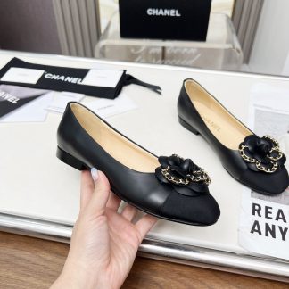 Chanel black spring and summer dancing shoes series small round toe with camellia loafers