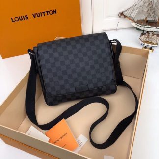 Louis Vuitton DISTRICT Small Bag