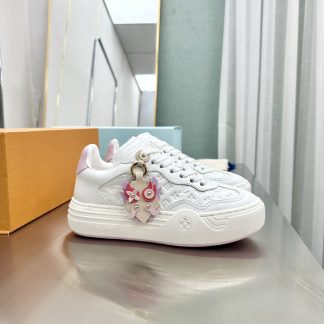 Louis Vuitton platform casual sneakers