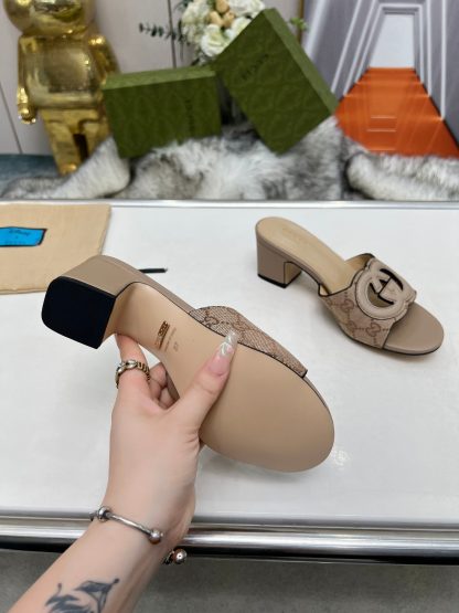 Gucci platform slippers - Image 2