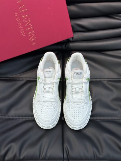 VALENTINO low-top calfskin sneakers