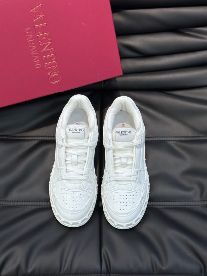 VALENTINO Classic Studded Sport Casual Shoes