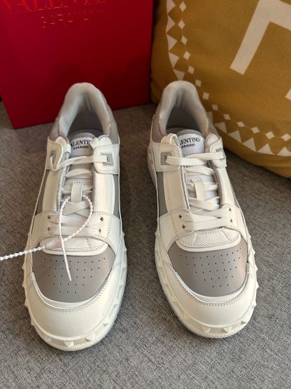 VALENTINO refined couple's casual shoes