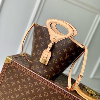 Louis Vuitton Spring/Summer Show Rivage BB Handbag