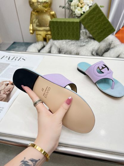 Gucci flip flops - Image 2