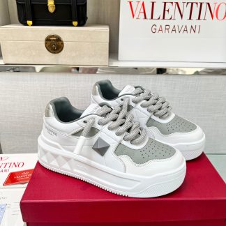 VALENTINO fashionable and trendy couple's chunky strap casual shoes