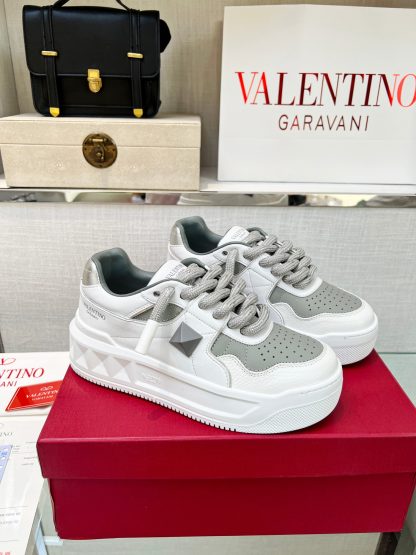VALENTINO fashionable and trendy couple's chunky strap casual shoes