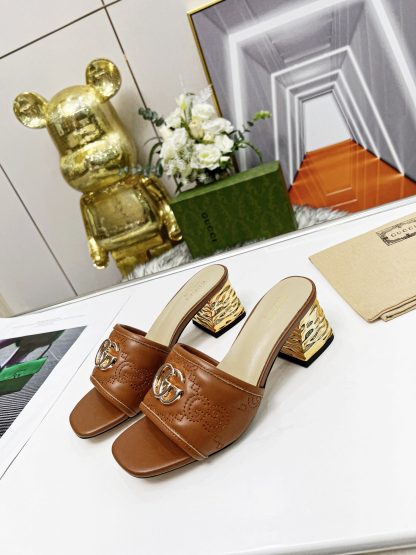 Gucci classic buckle slippers