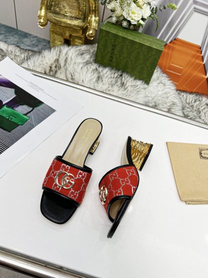 Gucci classic buckle slippers