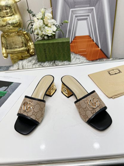 Gucci classic buckle slippers
