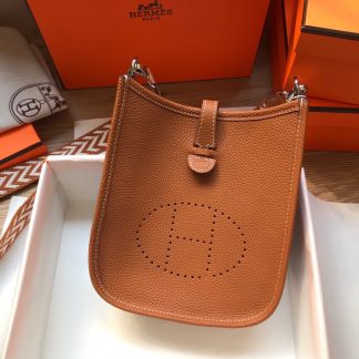 Hermes brown soft leather super easy to match crossbody bag size 17cm