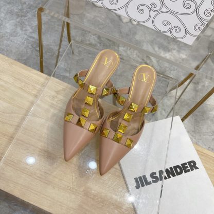 VALENTINO Gold Large Rivet Fashion High-end Sandals High Heels