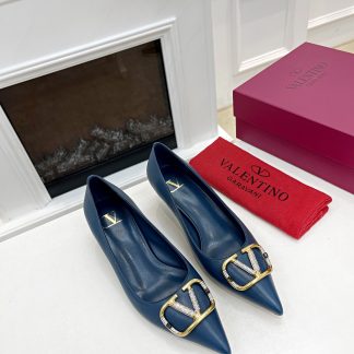 VALENTINO exquisite large V buckle high heels