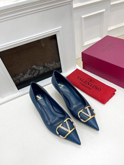 VALENTINO exquisite large V buckle high heels