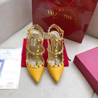 VALENTINO Litchi leather series elegant high heels