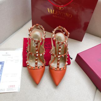 VALENTINO Litchi leather series elegant high heels