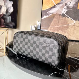 Louis Vuitton N47528 black large toiletry bag